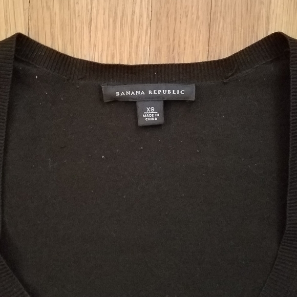 Banana Republic silk blend cardigan - Picture 7 of 8